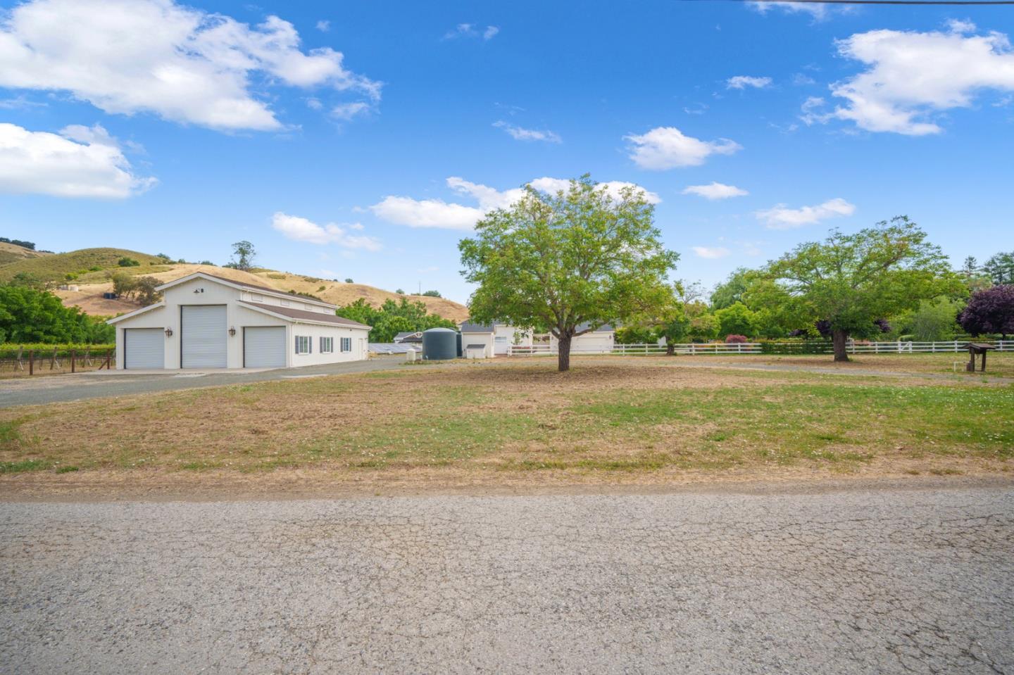 Detail Gallery Image 58 of 82 For 15209 Sycamore Dr, Morgan Hill,  CA 95037 - 5 Beds | 5/1 Baths