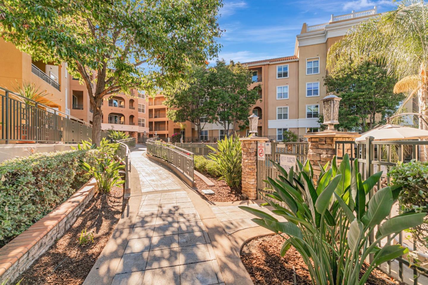 Detail Gallery Image 30 of 40 For 1445 Fruitdale Ave #217,  San Jose,  CA 95128 - 2 Beds | 2 Baths