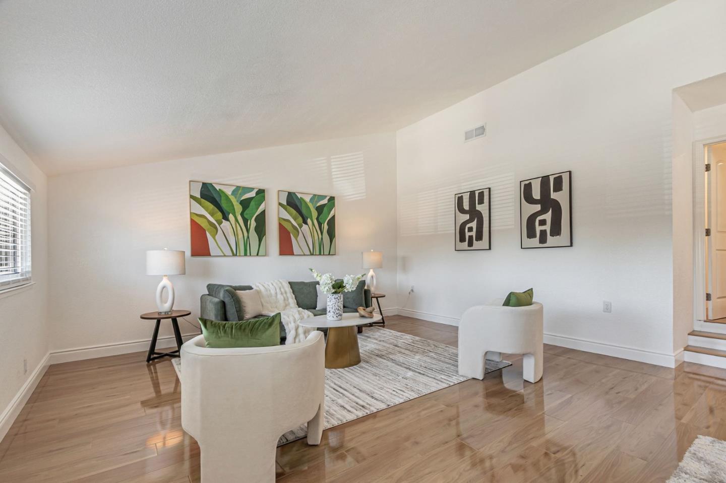 Detail Gallery Image 27 of 38 For 1982 Ensign Way, San Jose,  CA 95133 - 5 Beds | 2/1 Baths