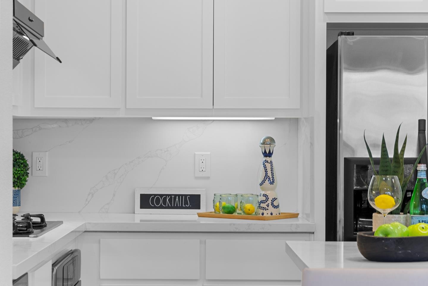 Detail Gallery Image 18 of 74 For 1469 W San Carlos St, San Jose,  CA 95126 - 3 Beds | 3 Baths