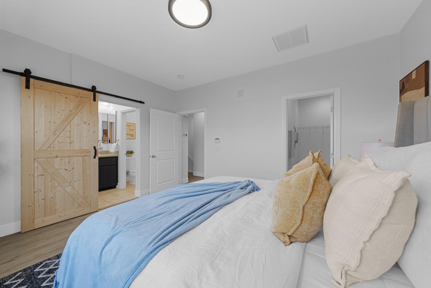 Detail Gallery Image 47 of 74 For 1469 W San Carlos St, San Jose,  CA 95126 - 3 Beds | 3 Baths