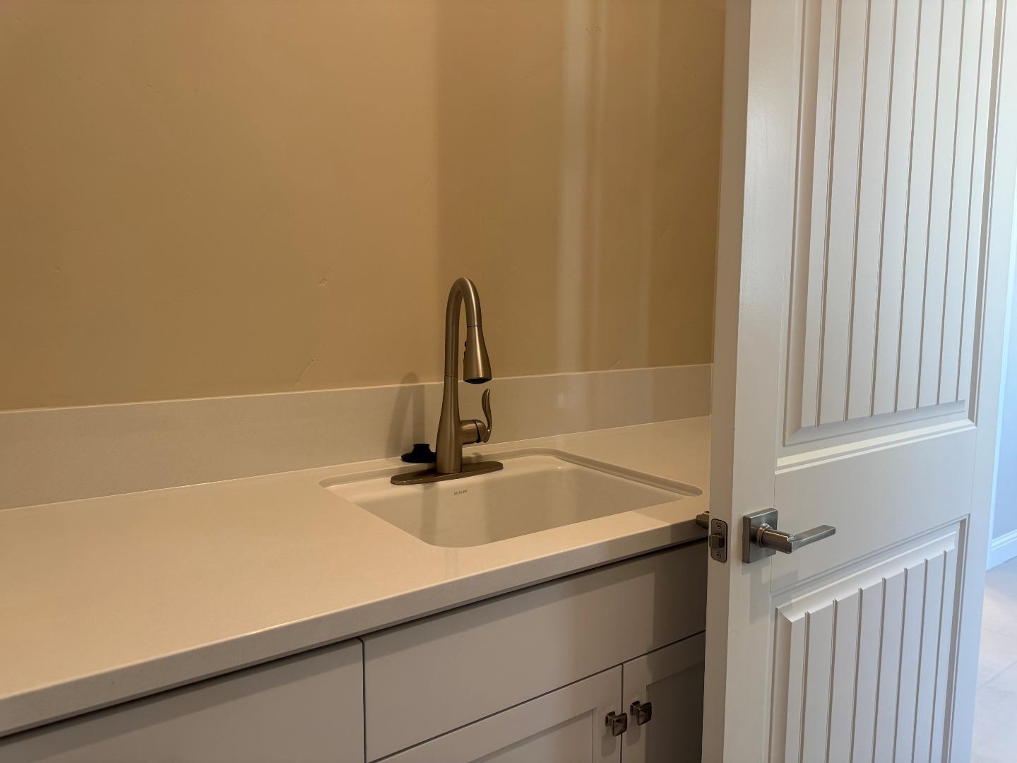 Detail Gallery Image 9 of 9 For 593 Santa Ynez Way, Marina,  CA 93933 - 3 Beds | 2 Baths