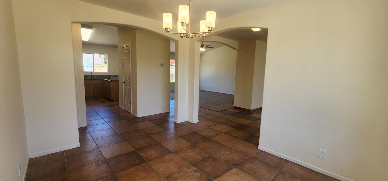 Detail Gallery Image 16 of 28 For 373 Entrada Dr, Soledad,  CA 93960 - 3 Beds | 2 Baths