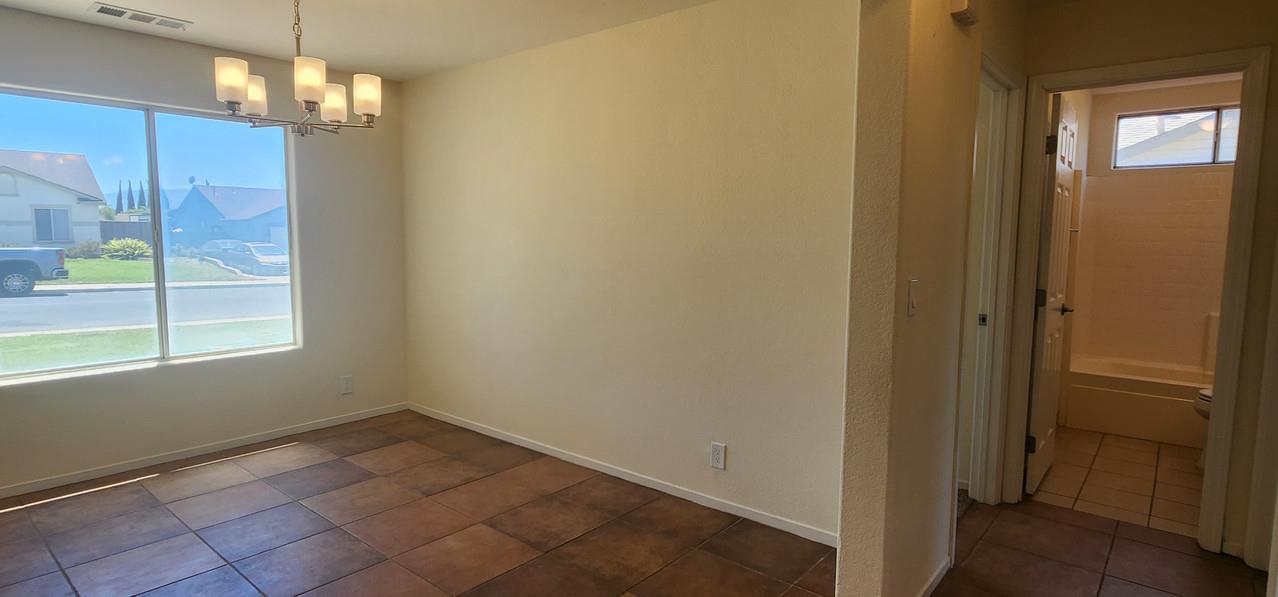 Detail Gallery Image 19 of 28 For 373 Entrada Dr, Soledad,  CA 93960 - 3 Beds | 2 Baths