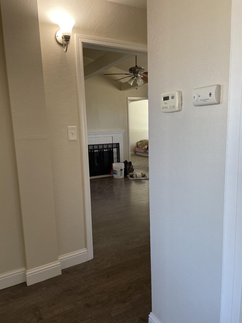 Detail Gallery Image 12 of 43 For 5879 Kelly Way, Sacramento,  CA 95824 - 3 Beds | 2 Baths