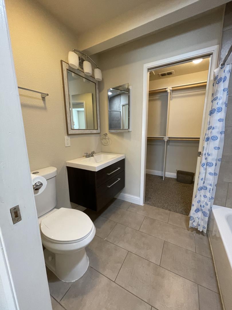 Detail Gallery Image 15 of 43 For 5879 Kelly Way, Sacramento,  CA 95824 - 3 Beds | 2 Baths