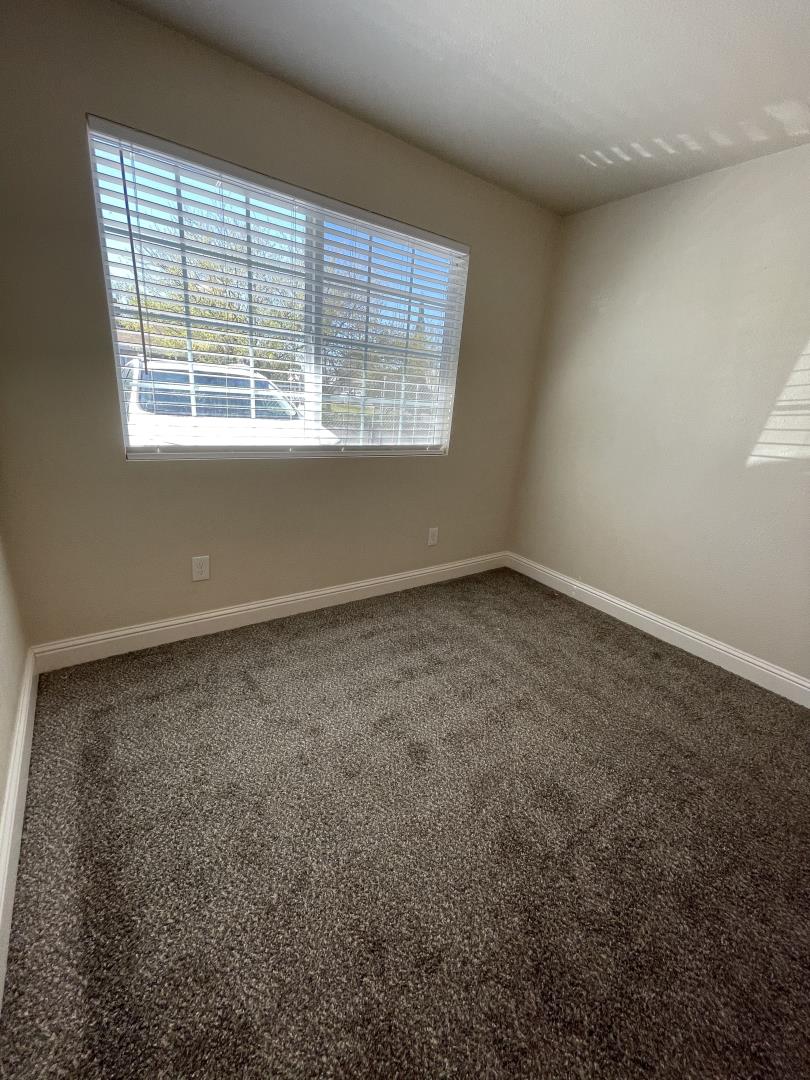 Detail Gallery Image 20 of 43 For 5879 Kelly Way, Sacramento,  CA 95824 - 3 Beds | 2 Baths