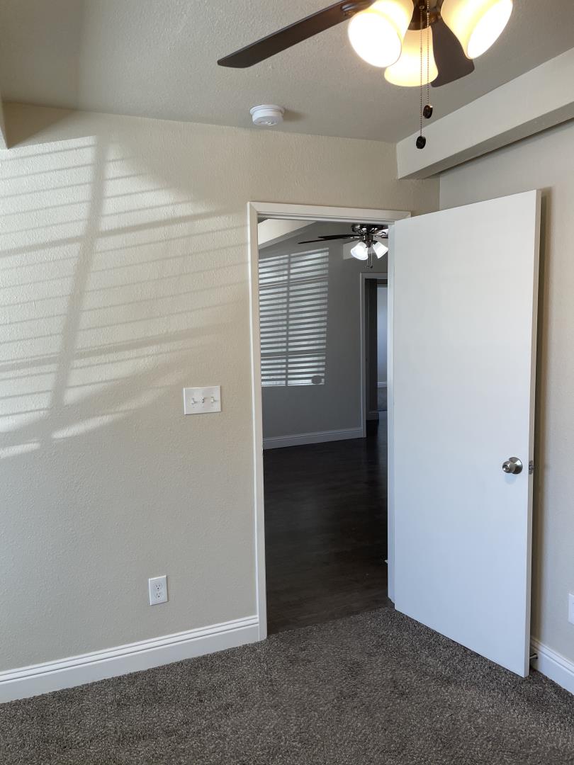 Detail Gallery Image 22 of 43 For 5879 Kelly Way, Sacramento,  CA 95824 - 3 Beds | 2 Baths