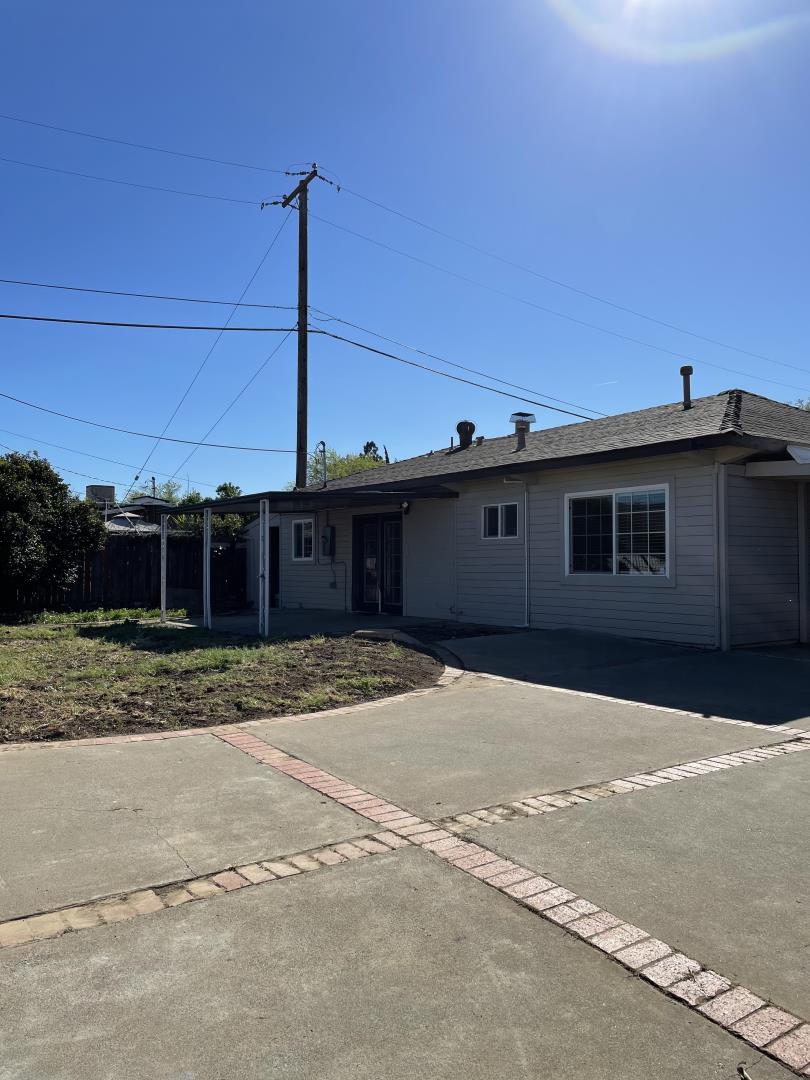 Detail Gallery Image 38 of 43 For 5879 Kelly Way, Sacramento,  CA 95824 - 3 Beds | 2 Baths