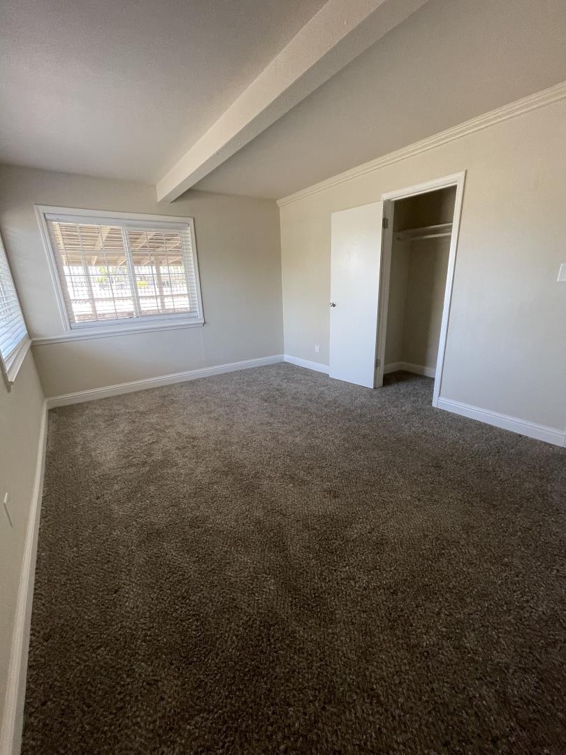 Detail Gallery Image 8 of 43 For 5879 Kelly Way, Sacramento,  CA 95824 - 3 Beds | 2 Baths