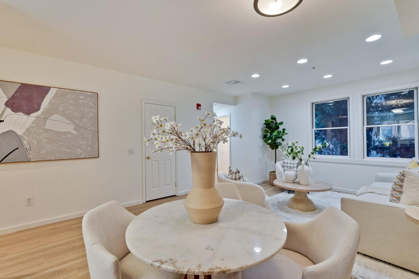 Detail Gallery Image 10 of 43 For 342 Bryant St, Mountain View,  CA 94041 - 2 Beds | 1/1 Baths
