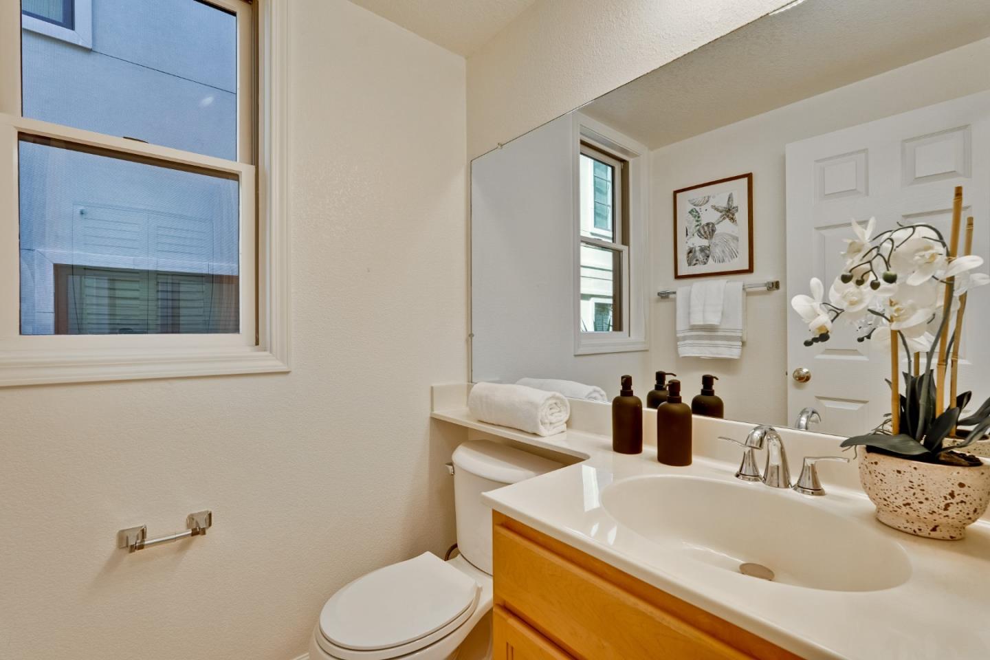 Detail Gallery Image 19 of 43 For 342 Bryant St, Mountain View,  CA 94041 - 2 Beds | 1/1 Baths