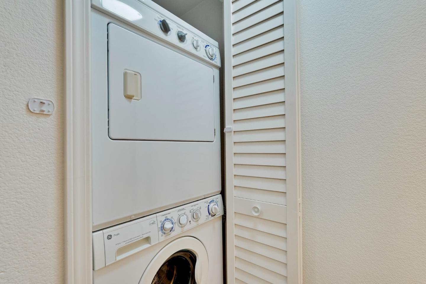 Detail Gallery Image 38 of 43 For 342 Bryant St, Mountain View,  CA 94041 - 2 Beds | 1/1 Baths