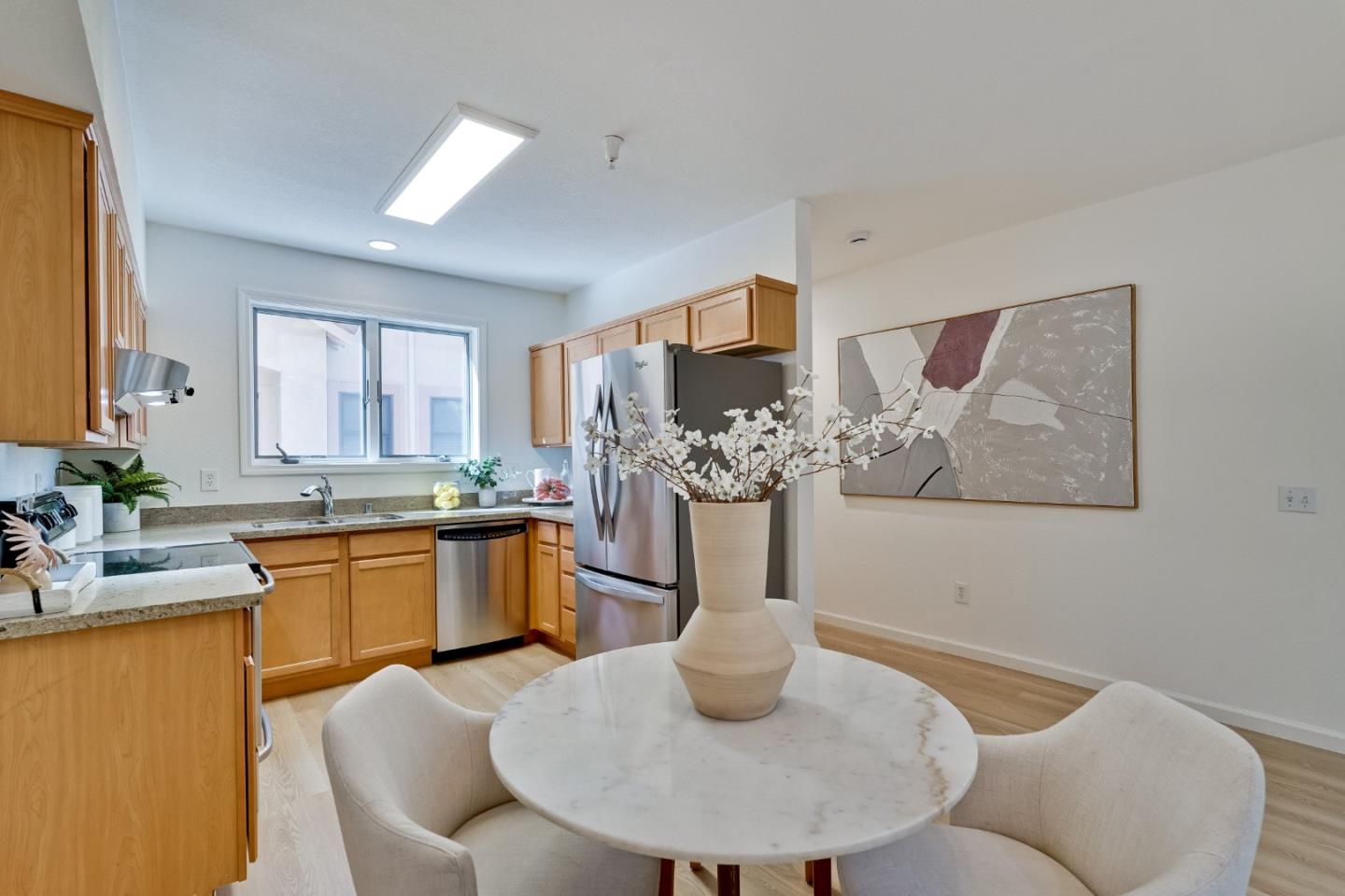 Detail Gallery Image 9 of 43 For 342 Bryant St, Mountain View,  CA 94041 - 2 Beds | 1/1 Baths