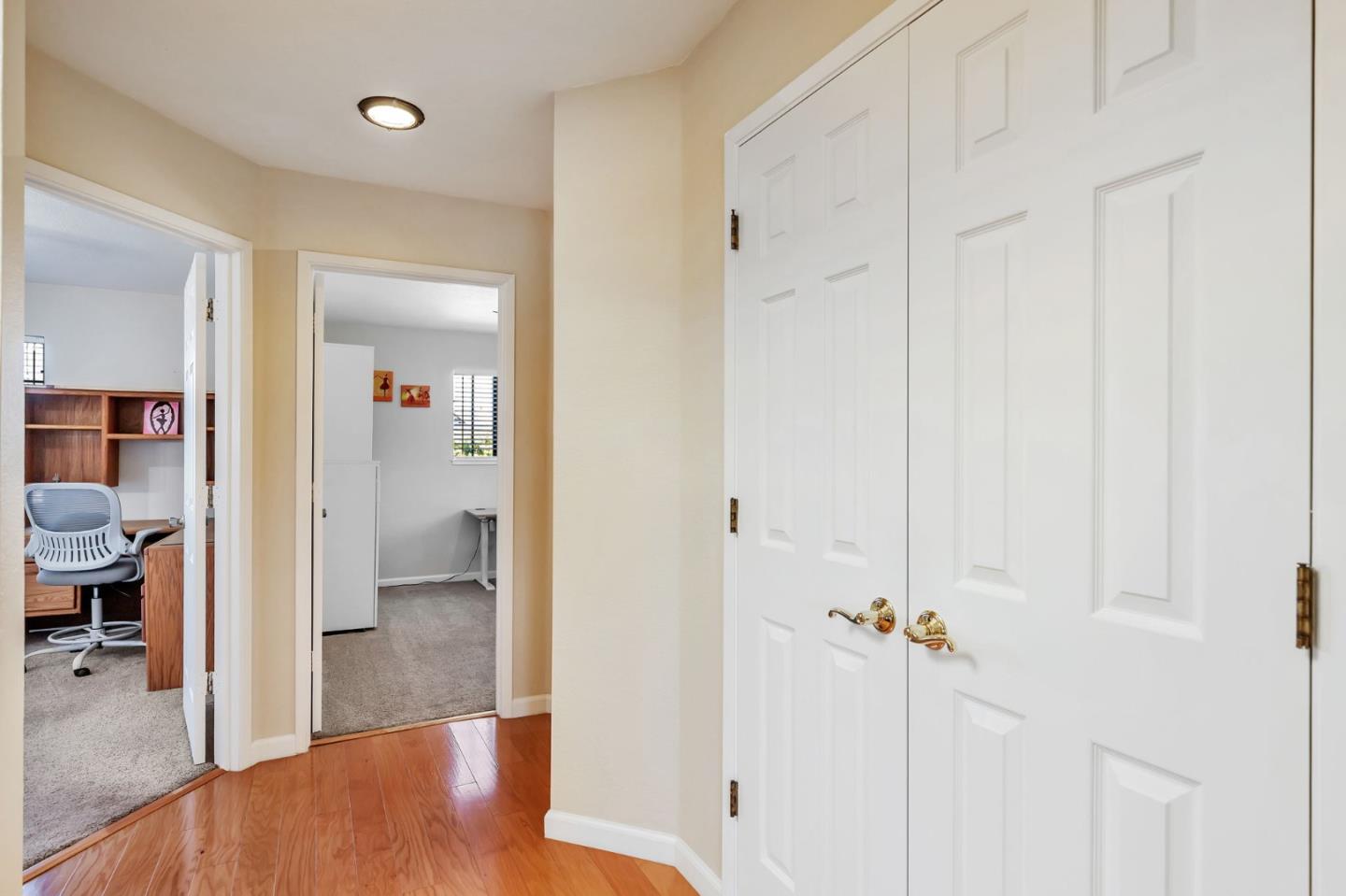 Detail Gallery Image 14 of 56 For 1206 Sycamore Ct, Gilroy,  CA 95020 - 4 Beds | 3 Baths