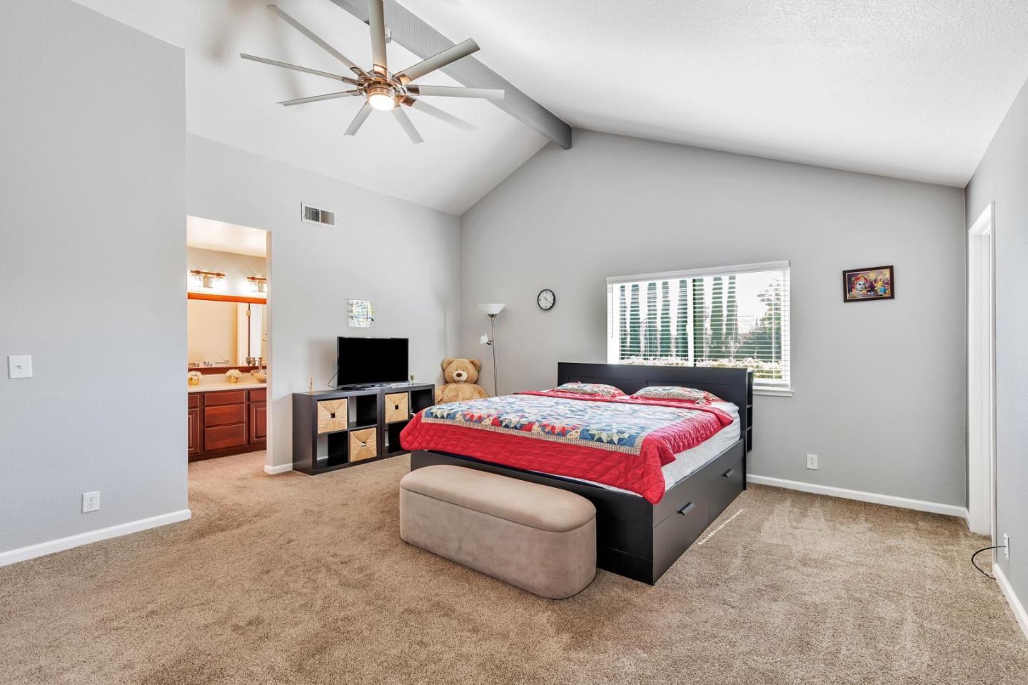 Detail Gallery Image 20 of 56 For 1206 Sycamore Ct, Gilroy,  CA 95020 - 4 Beds | 3 Baths