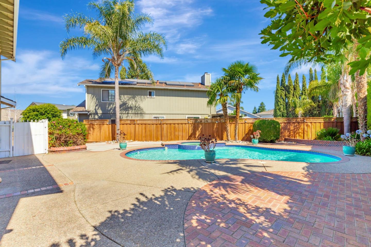 Detail Gallery Image 31 of 56 For 1206 Sycamore Ct, Gilroy,  CA 95020 - 4 Beds | 3 Baths