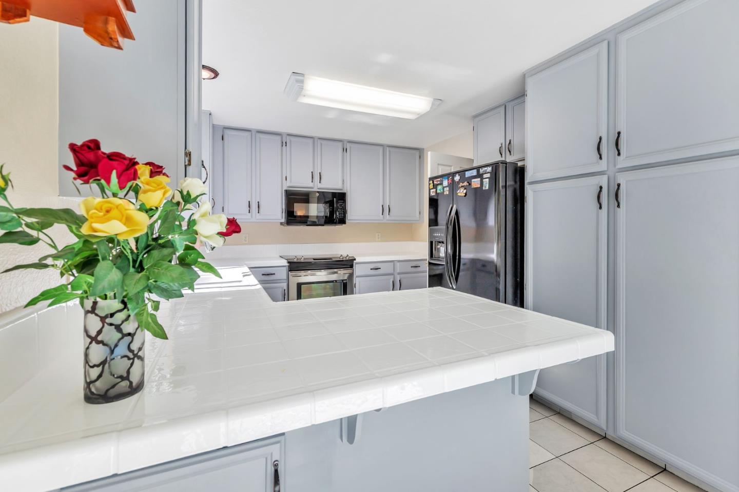 Detail Gallery Image 9 of 56 For 1206 Sycamore Ct, Gilroy,  CA 95020 - 4 Beds | 3 Baths