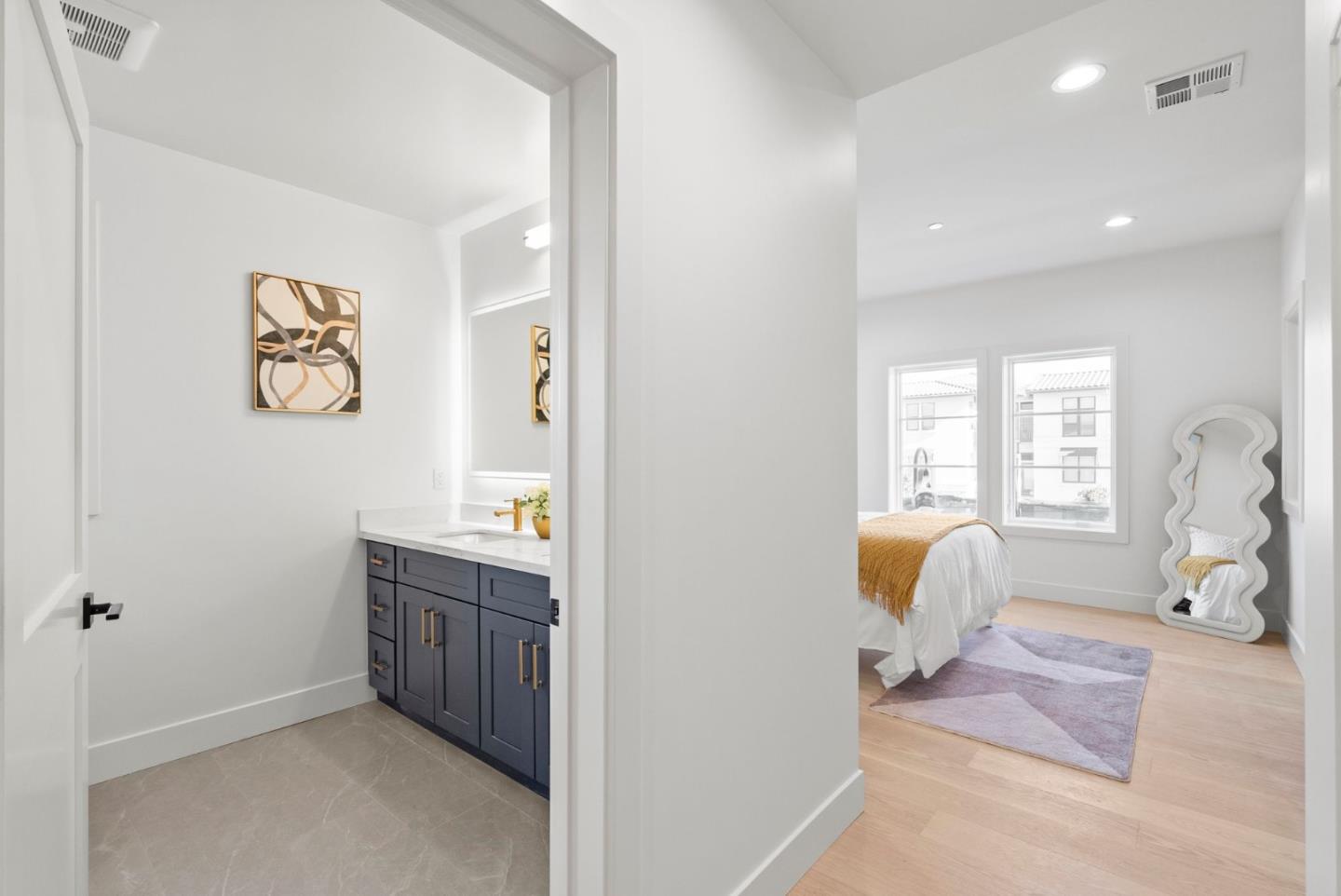 Detail Gallery Image 13 of 30 For 560 El Camino Real #201,  San Carlos,  CA 94070 - 2 Beds | 2 Baths