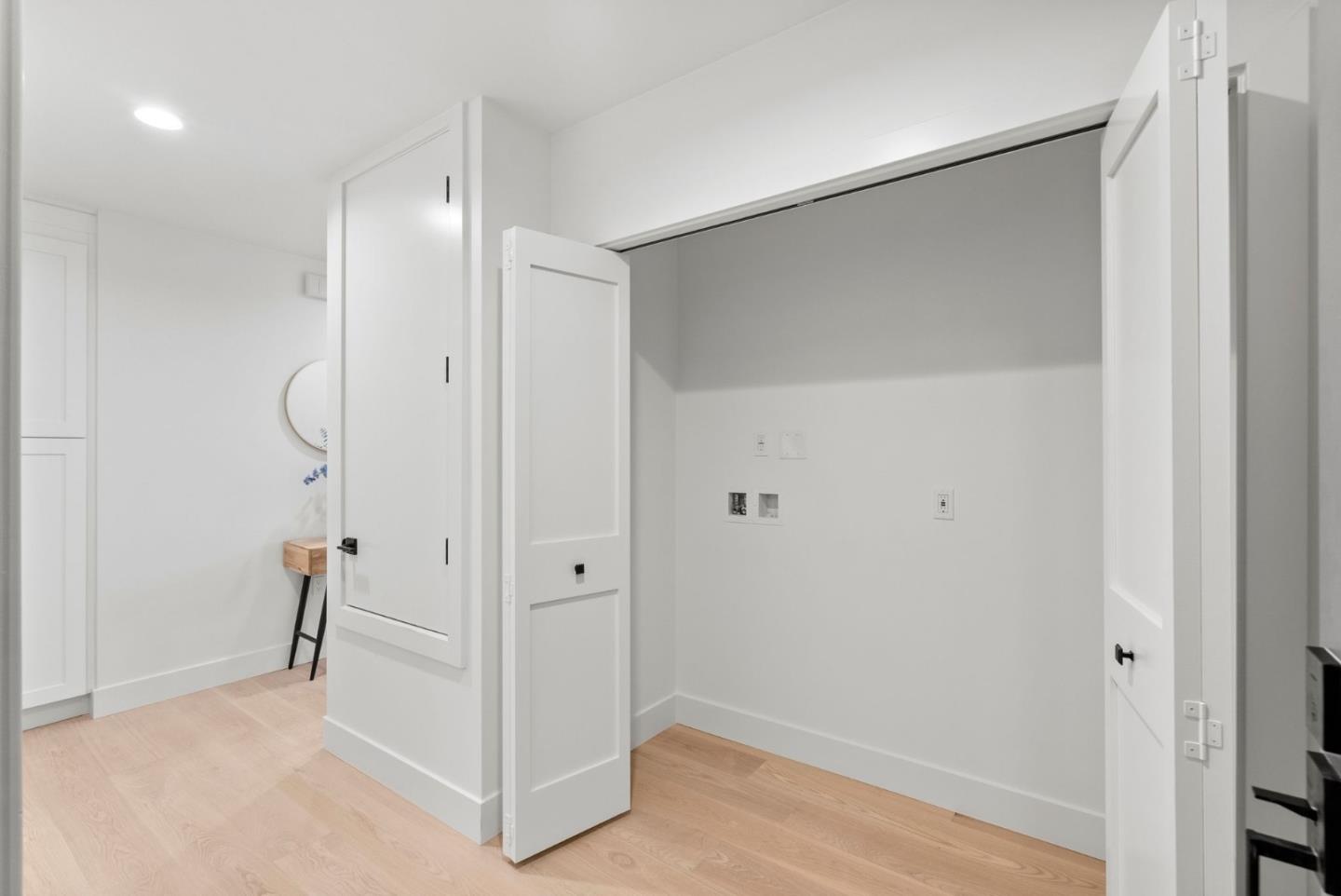Detail Gallery Image 19 of 30 For 560 El Camino Real #201,  San Carlos,  CA 94070 - 2 Beds | 2 Baths