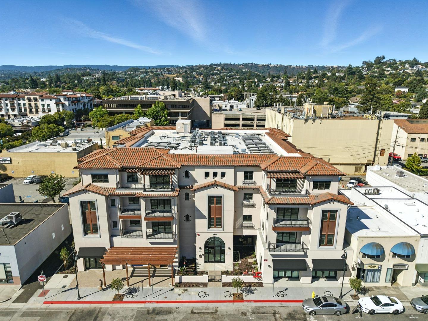 Detail Gallery Image 26 of 30 For 560 El Camino Real #201,  San Carlos,  CA 94070 - 2 Beds | 2 Baths