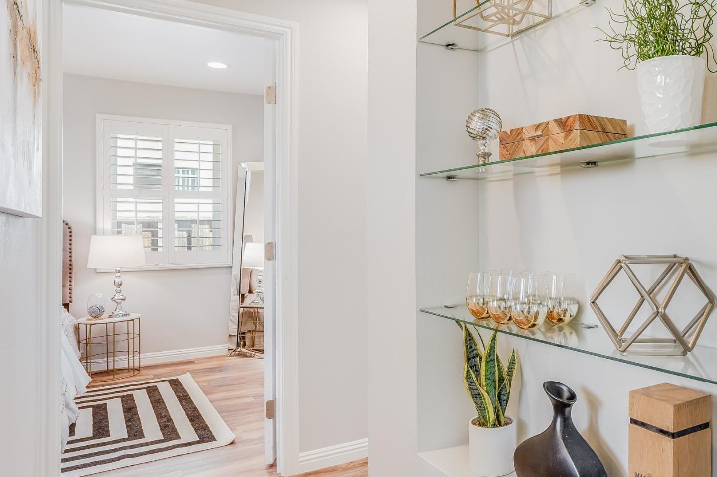 Detail Gallery Image 14 of 36 For 16 N Rochester St, San Mateo,  CA 94401 - 2 Beds | 1 Baths