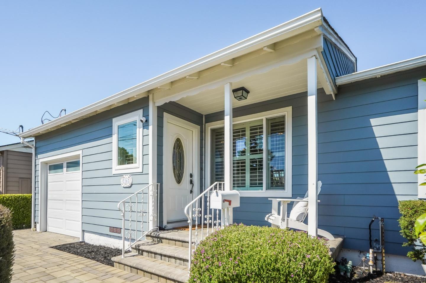 Detail Gallery Image 3 of 36 For 16 N Rochester St, San Mateo,  CA 94401 - 2 Beds | 1 Baths