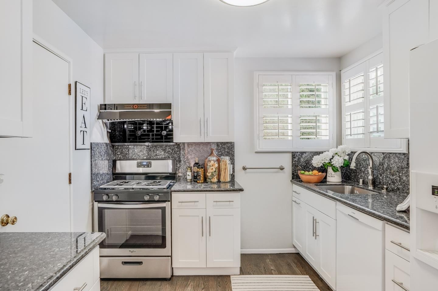 Detail Gallery Image 9 of 36 For 16 N Rochester St, San Mateo,  CA 94401 - 2 Beds | 1 Baths