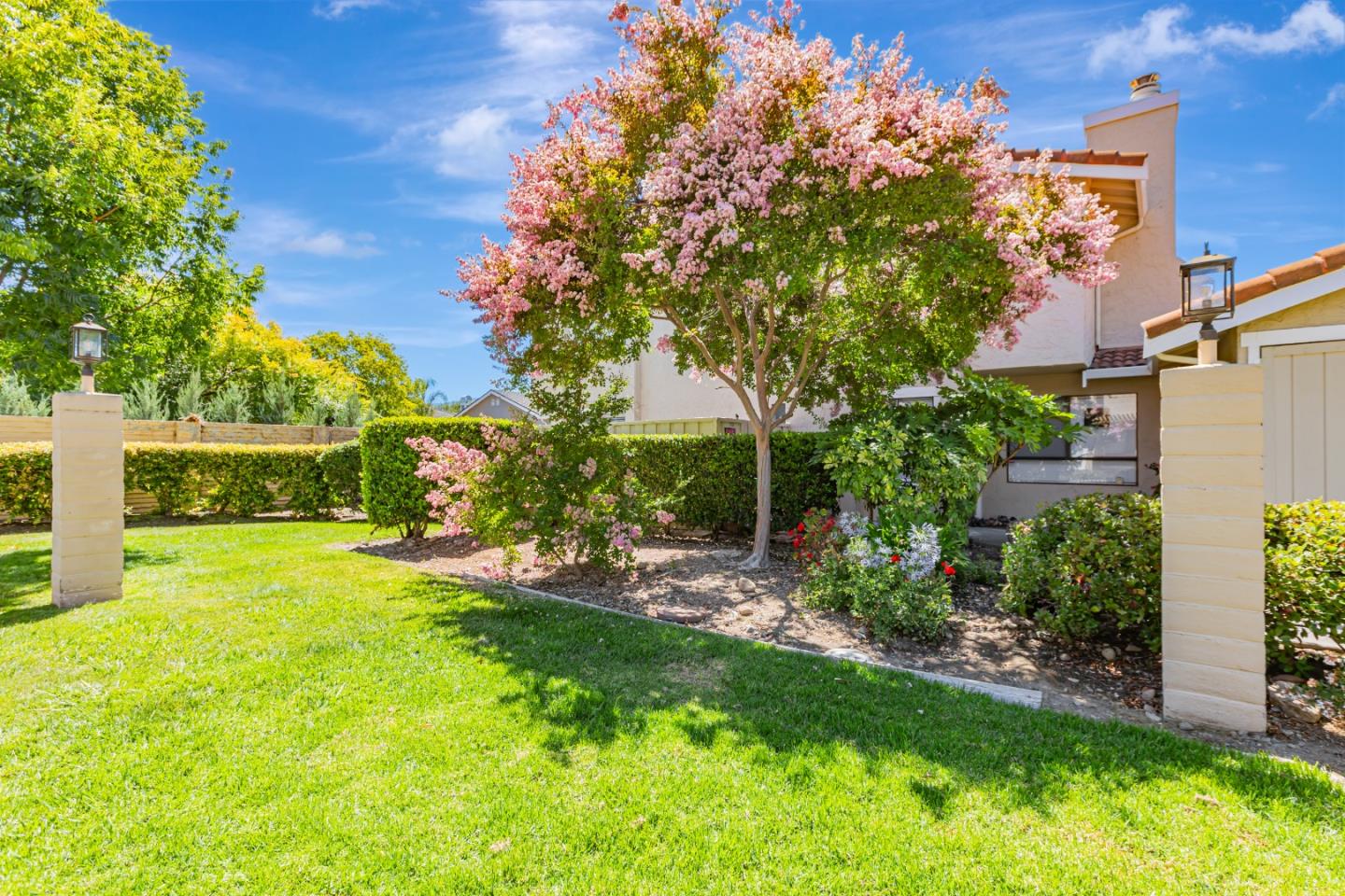 Detail Gallery Image 33 of 39 For 440 W Hacienda Ave, Campbell,  CA 95008 - 3 Beds | 2/1 Baths