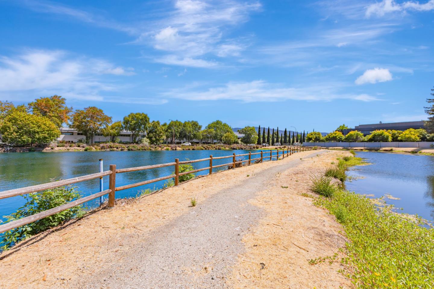 Detail Gallery Image 35 of 39 For 440 W Hacienda Ave, Campbell,  CA 95008 - 3 Beds | 2/1 Baths