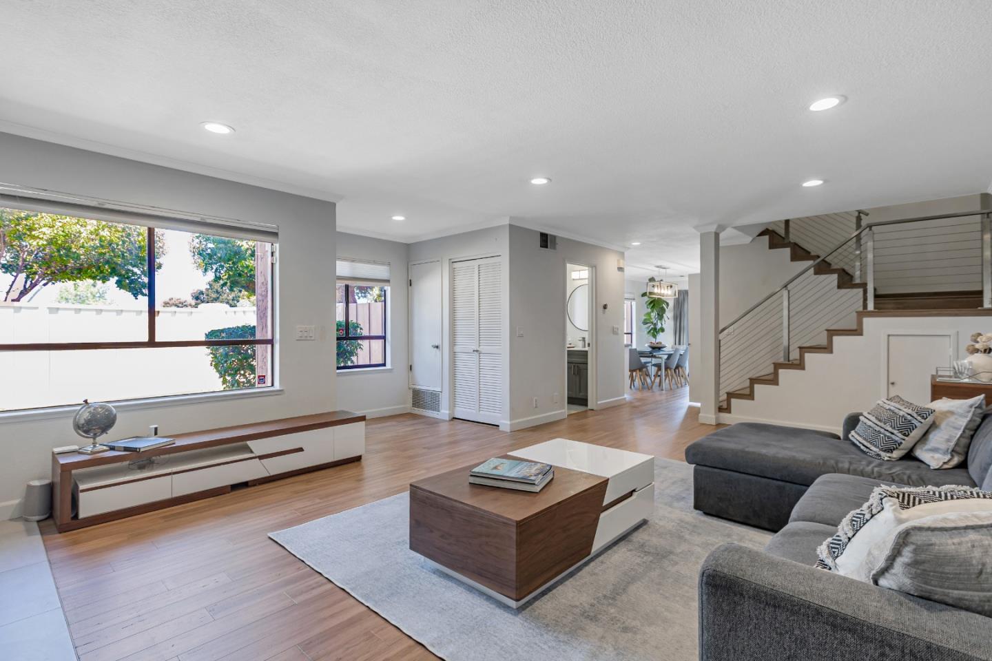 Detail Gallery Image 5 of 39 For 440 W Hacienda Ave, Campbell,  CA 95008 - 3 Beds | 2/1 Baths