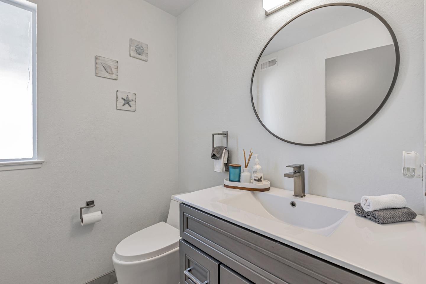 Detail Gallery Image 6 of 39 For 440 W Hacienda Ave, Campbell,  CA 95008 - 3 Beds | 2/1 Baths