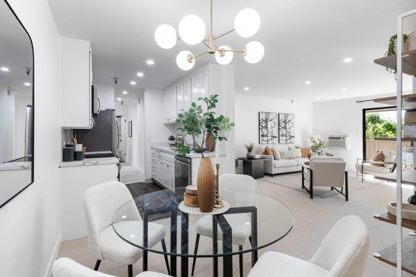 Detail Gallery Image 14 of 37 For 400 Ortega Ave #301,  Mountain View,  CA 94040 - 2 Beds | 1 Baths