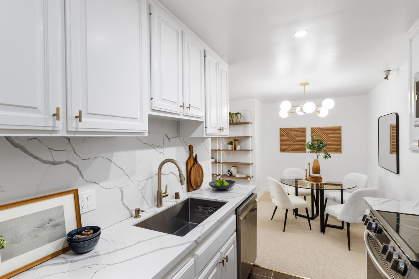 Detail Gallery Image 7 of 37 For 400 Ortega Ave #301,  Mountain View,  CA 94040 - 2 Beds | 1 Baths