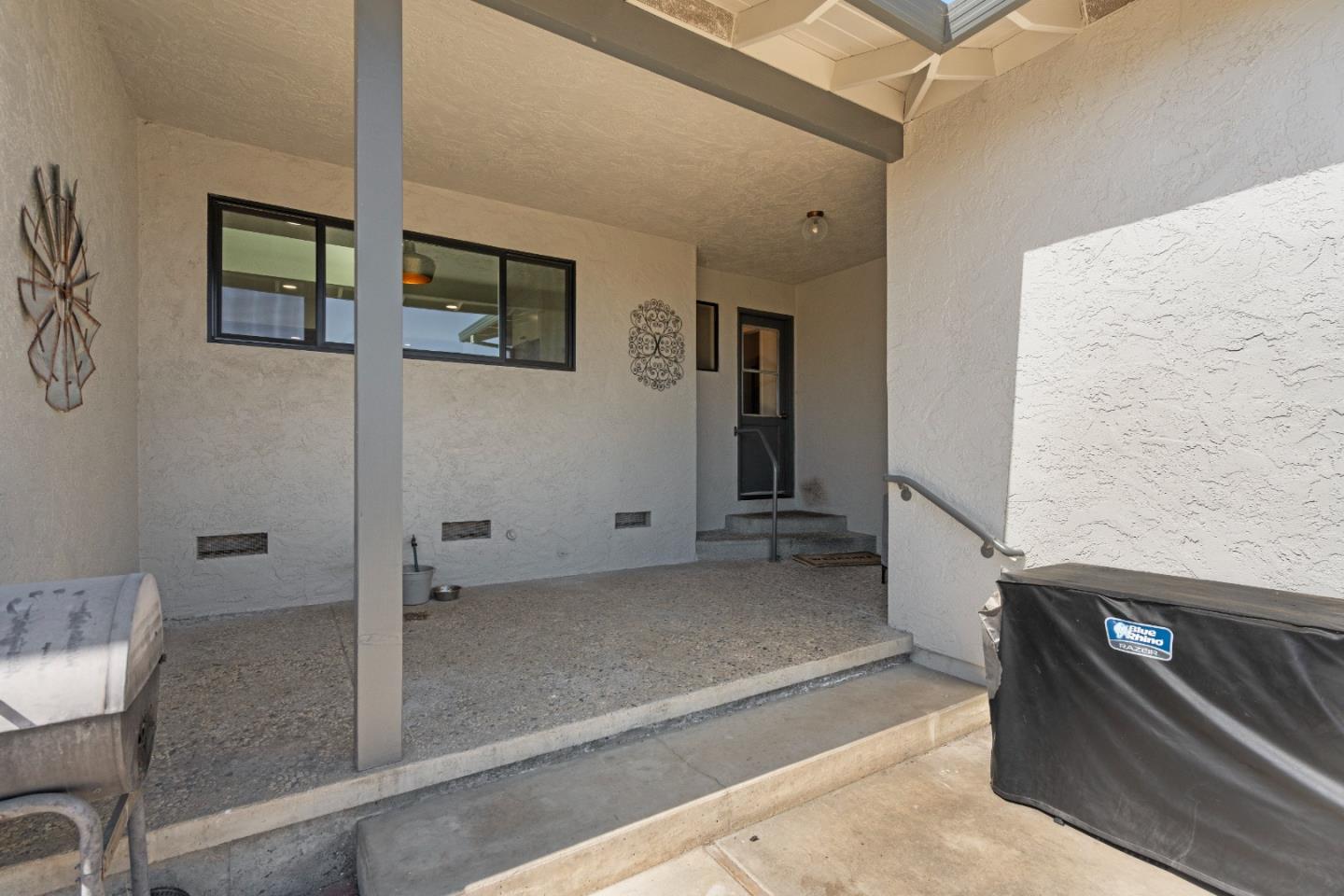 Detail Gallery Image 44 of 74 For 215 Rays Cir, Hollister,  CA 95023 - 4 Beds | 2/1 Baths