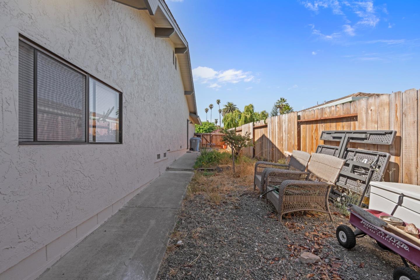 Detail Gallery Image 52 of 74 For 215 Rays Cir, Hollister,  CA 95023 - 4 Beds | 2/1 Baths