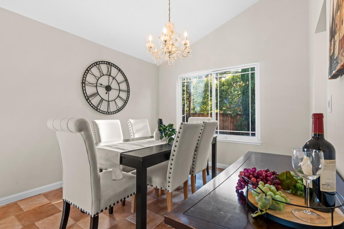 Detail Gallery Image 10 of 37 For 5629 Judith St, San Jose,  CA 95123 - 4 Beds | 2/1 Baths