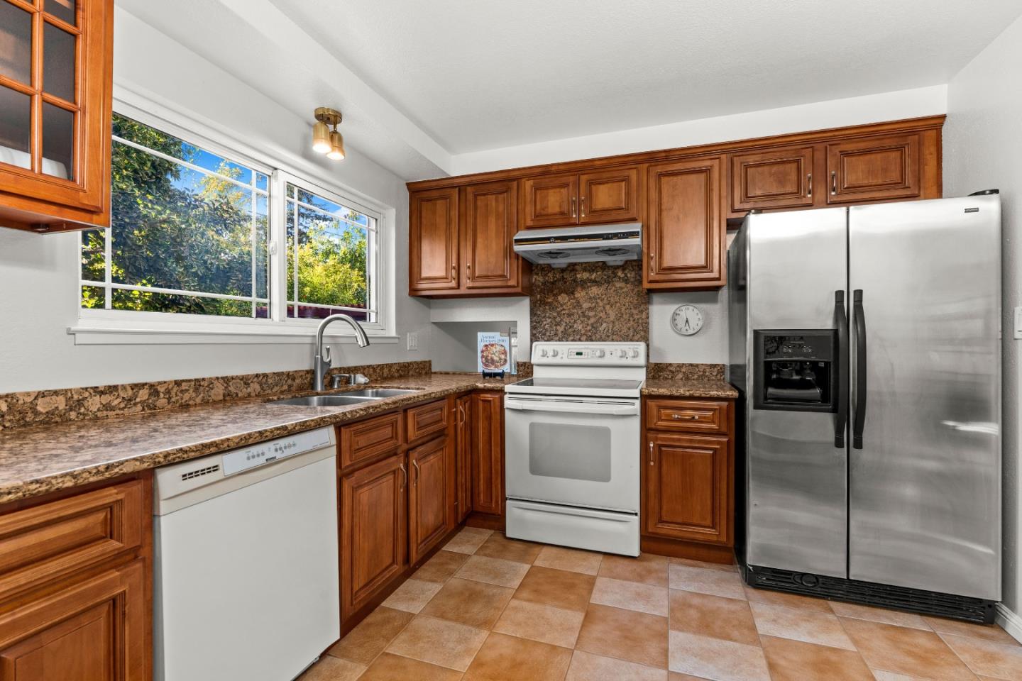 Detail Gallery Image 18 of 37 For 5629 Judith St, San Jose,  CA 95123 - 4 Beds | 2/1 Baths