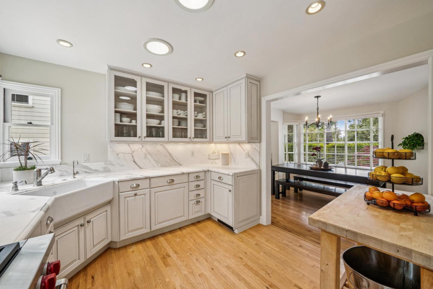 Detail Gallery Image 13 of 49 For 24587 Castro Ln, Carmel,  CA 93923 - 4 Beds | 3 Baths
