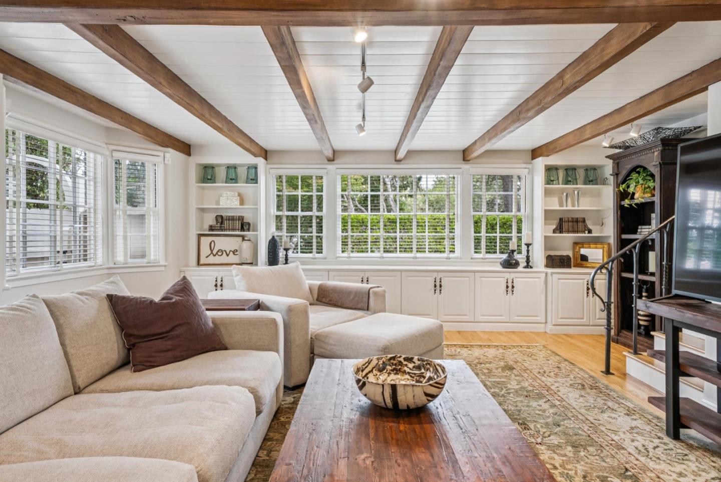 Detail Gallery Image 19 of 49 For 24587 Castro Ln, Carmel,  CA 93923 - 4 Beds | 3 Baths