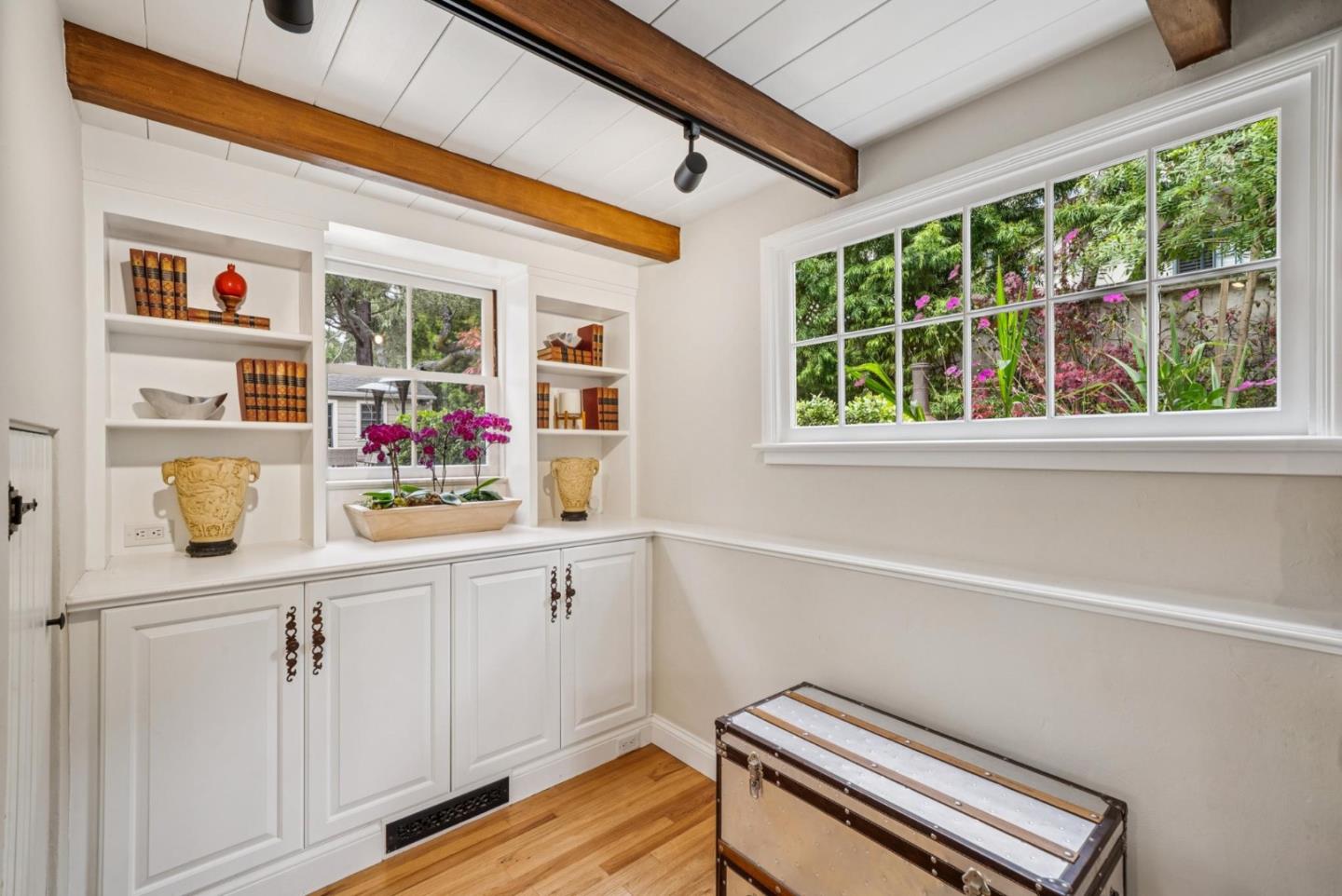 Detail Gallery Image 21 of 49 For 24587 Castro Ln, Carmel,  CA 93923 - 4 Beds | 3 Baths