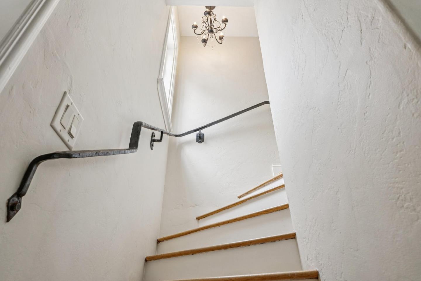 Detail Gallery Image 23 of 49 For 24587 Castro Ln, Carmel,  CA 93923 - 4 Beds | 3 Baths