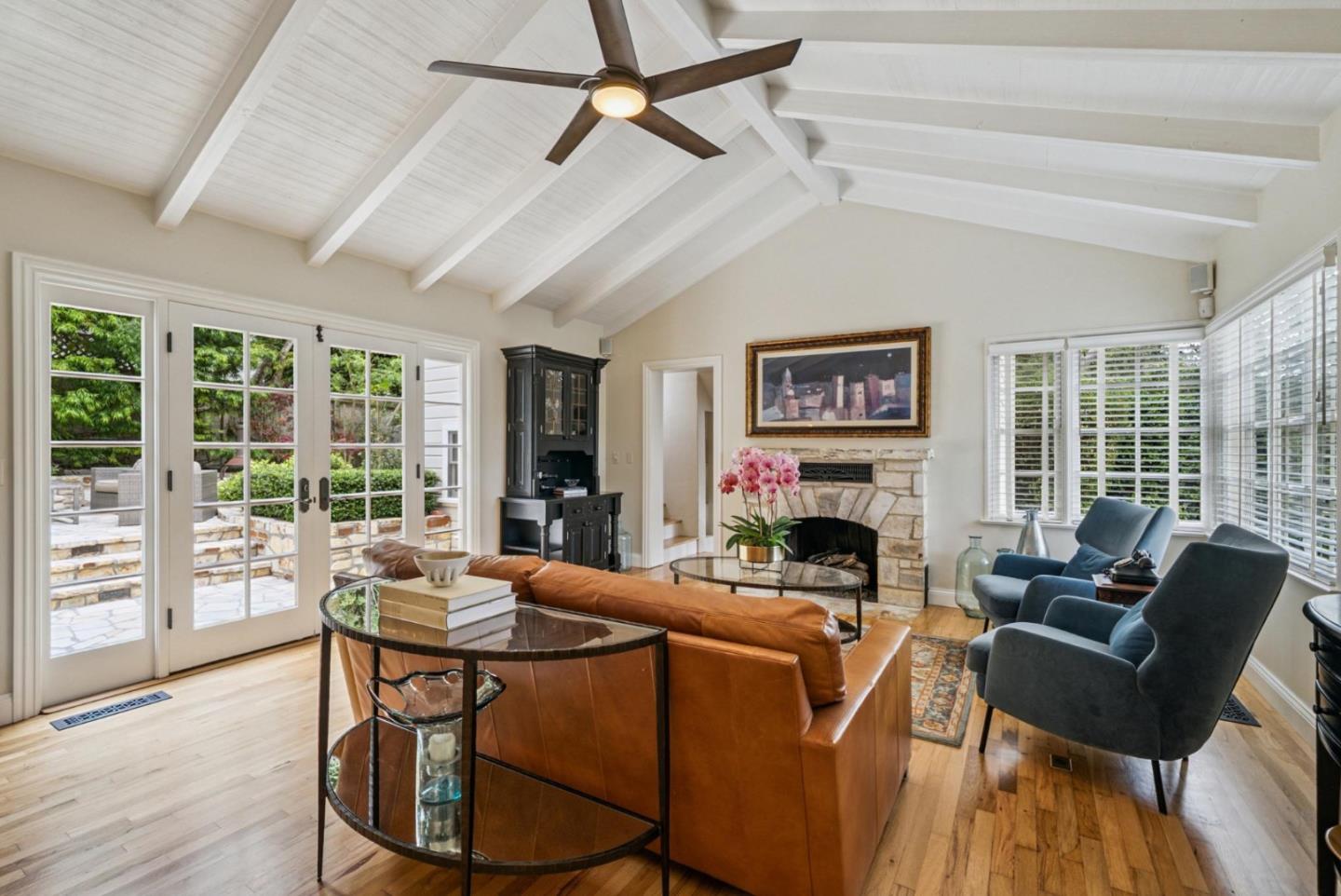 Detail Gallery Image 8 of 49 For 24587 Castro Ln, Carmel,  CA 93923 - 4 Beds | 3 Baths