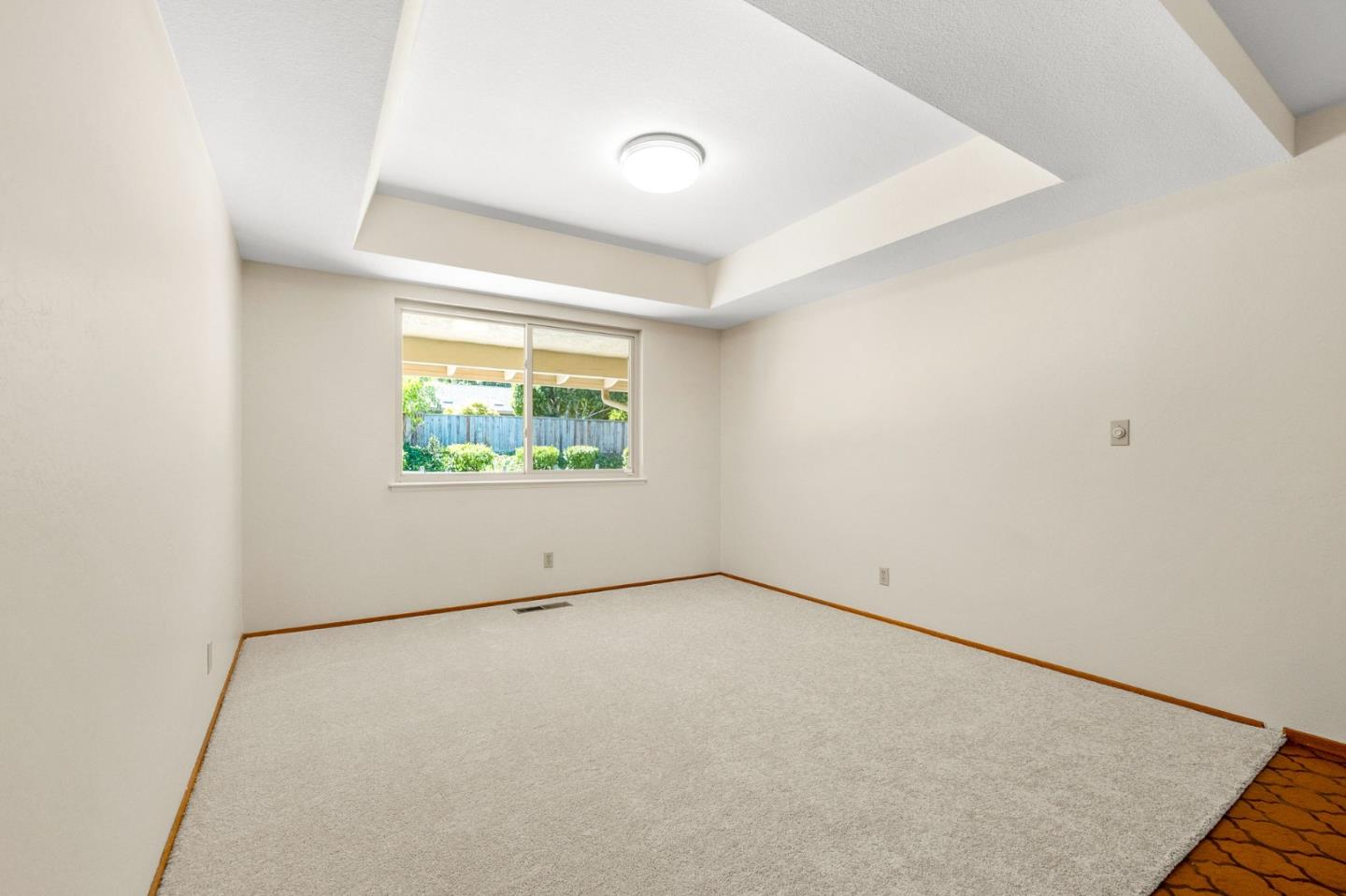 Detail Gallery Image 11 of 62 For 1387 Hillcrest Dr, San Jose,  CA 95120 - 4 Beds | 2/1 Baths