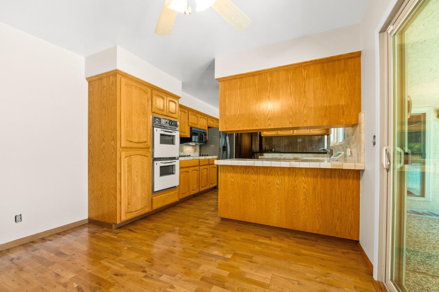 Detail Gallery Image 14 of 62 For 1387 Hillcrest Dr, San Jose,  CA 95120 - 4 Beds | 2/1 Baths
