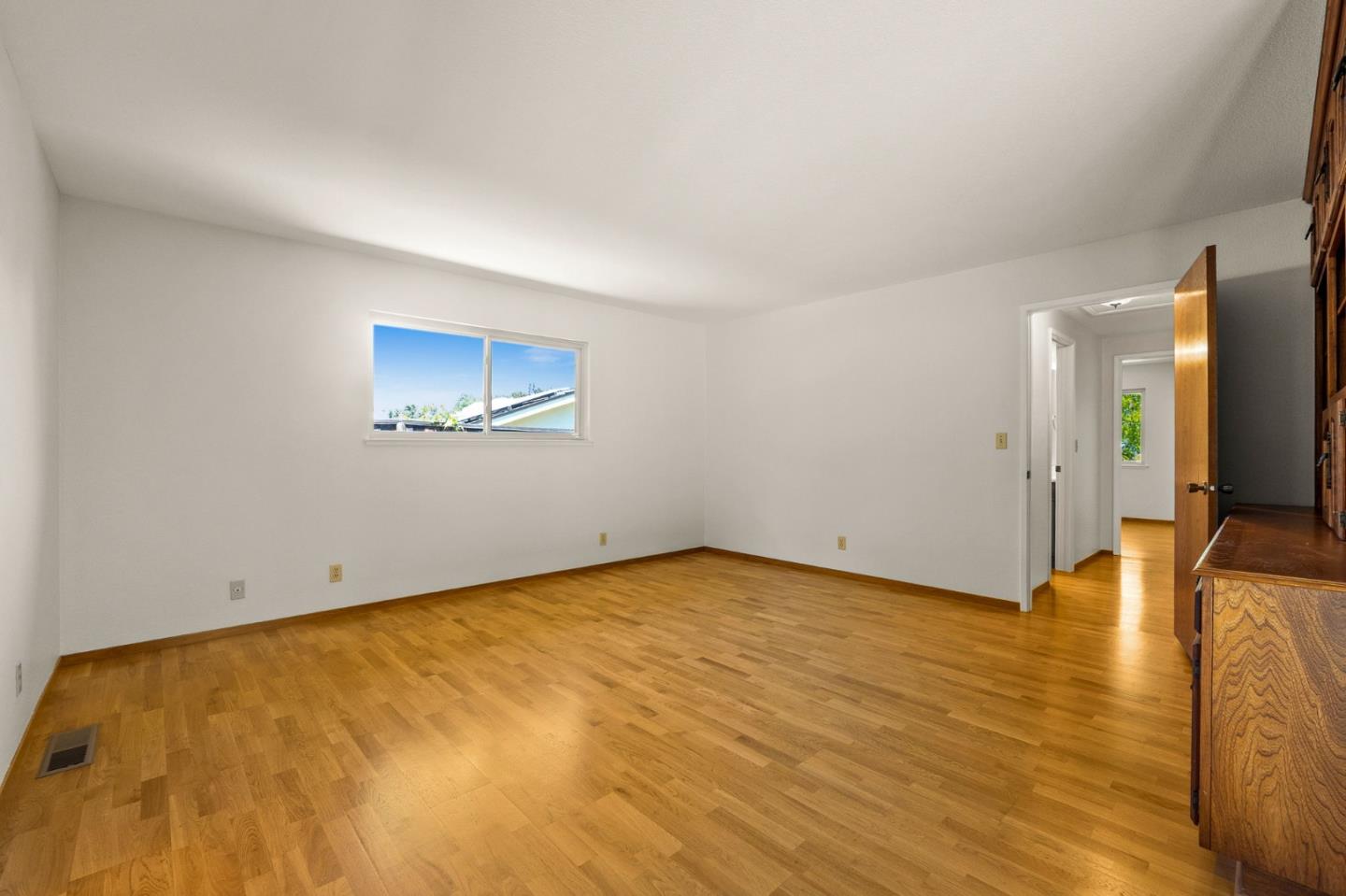 Detail Gallery Image 36 of 62 For 1387 Hillcrest Dr, San Jose,  CA 95120 - 4 Beds | 2/1 Baths