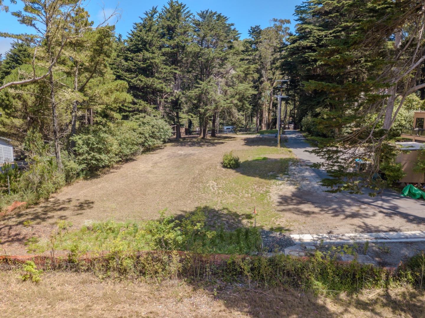 Detail Gallery Image 10 of 15 For End of Hermosa Rd, Montara,  CA 94037 - – Beds | – Baths