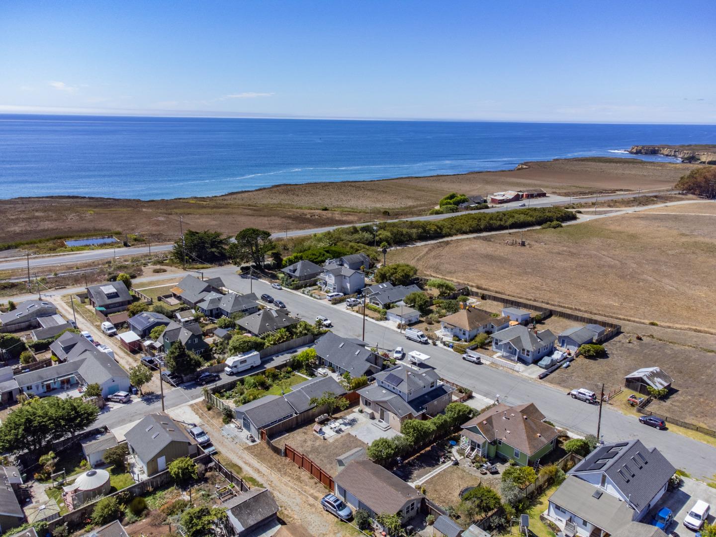Detail Gallery Image 45 of 54 For 14 3rd Ave, Davenport,  CA 95017 - 3 Beds | 2 Baths