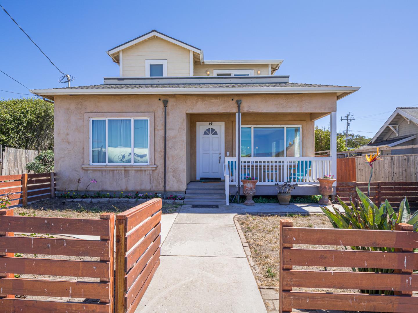 Detail Gallery Image 5 of 54 For 14 3rd Ave, Davenport,  CA 95017 - 3 Beds | 2 Baths