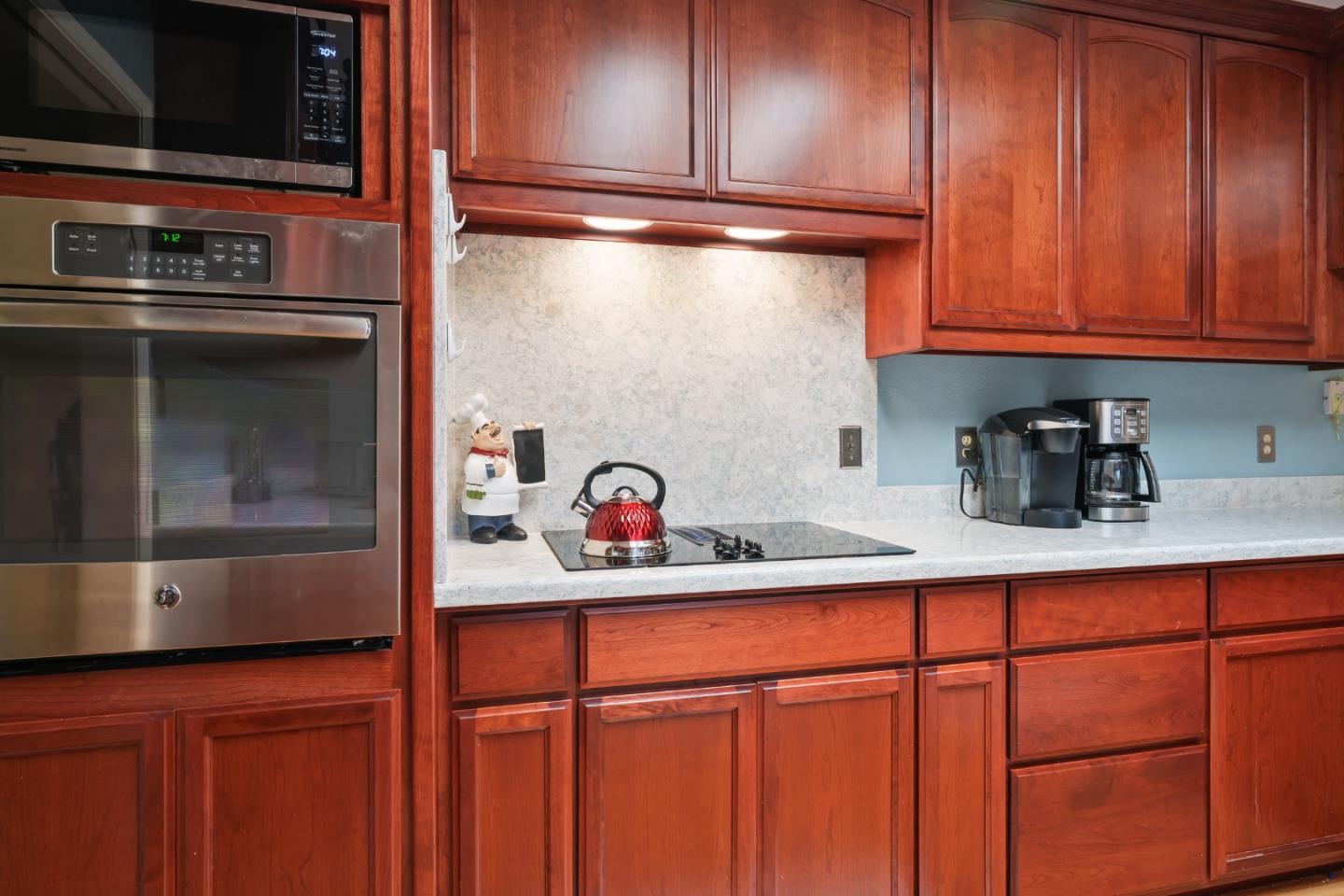 Detail Gallery Image 15 of 49 For 13289 Moccasin Ln, Shasta Lake,  CA 96019 - 3 Beds | 3 Baths